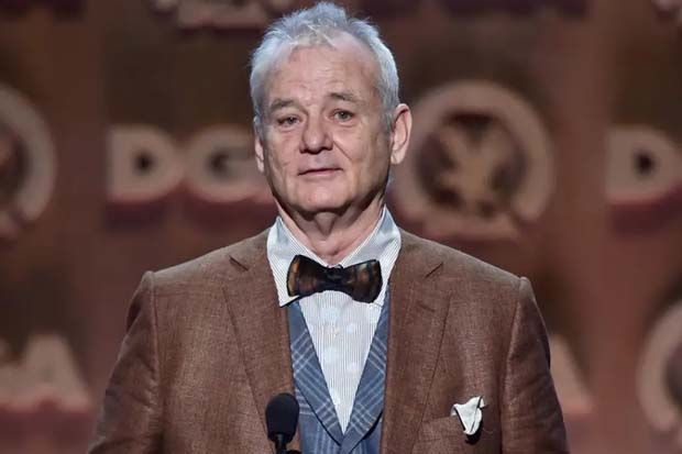 Bill Murray Kabur dengan...