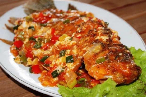 Segar-Pedas Pecak Gurame...