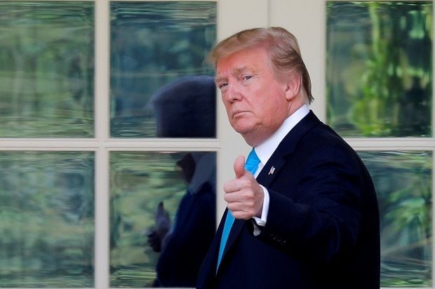 Trump Tolak Rencana...