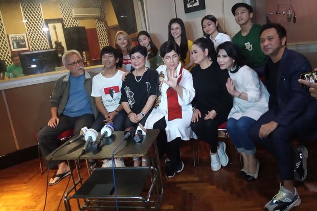 Demi Indonesia Damai,...
