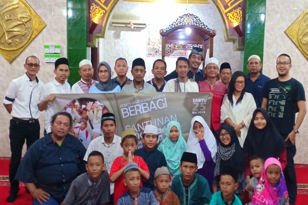 PWJ Santuni Anak Yatim,...
