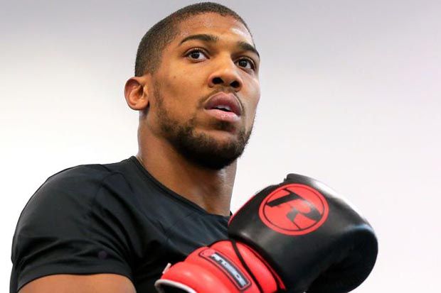 Eddie Hearn Ingin Ambil...