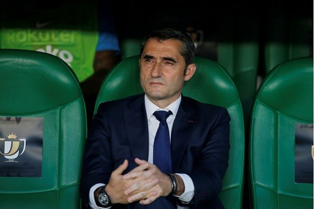 Jangan Pecat Ernesto...