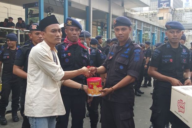 Bagikan 200 Tasbih di...