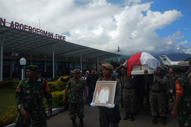 Serangan Jantung, Bupati...