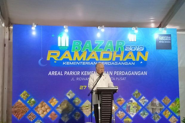 Kemendag Siapkan Bahan...