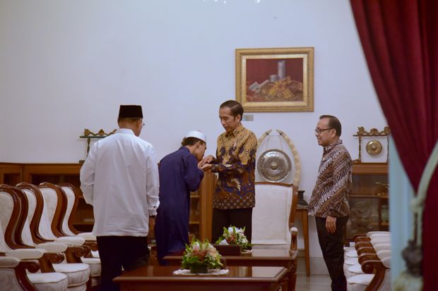 Bertemu Jokowi di Istana,...