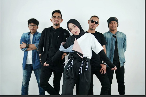 Lewat Idul Fitri, Sabyan...