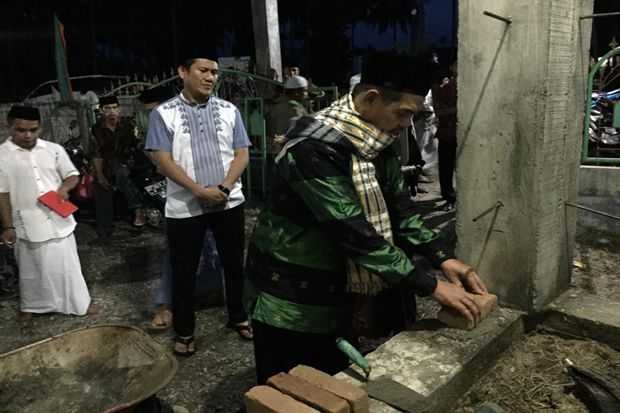 Pemkab Pasangkayu Bantu...