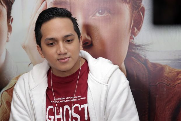 Jadi Hantu di Ghost...