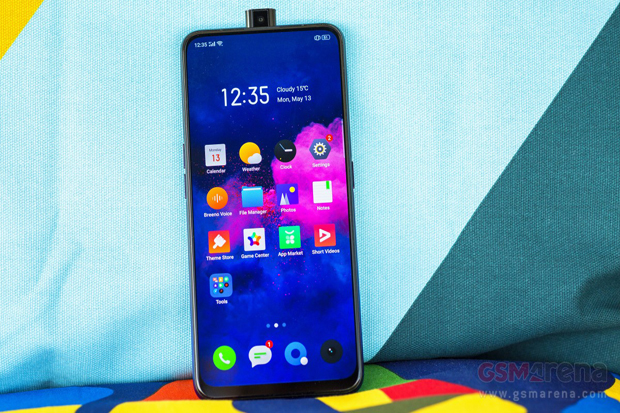CEO Ungkap Harga realme...