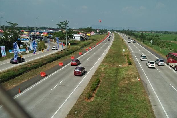 Urai Penumpukan di Rest...