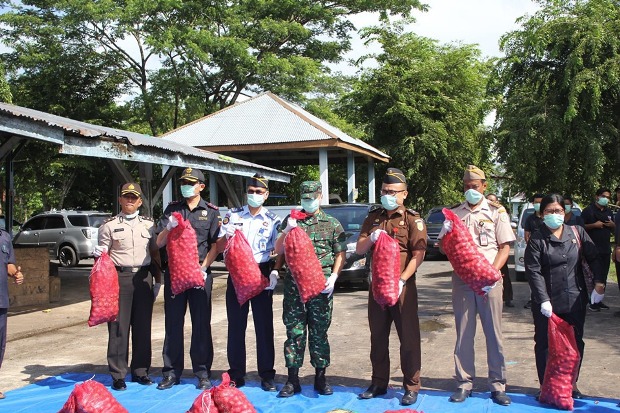 Demi Keamanan Pangan,...