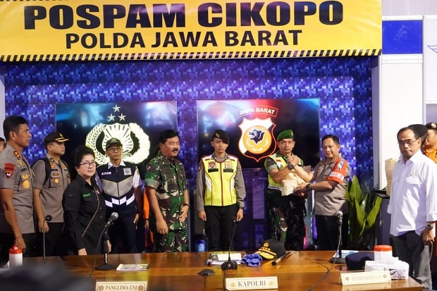 Kapolri dan Panglima...