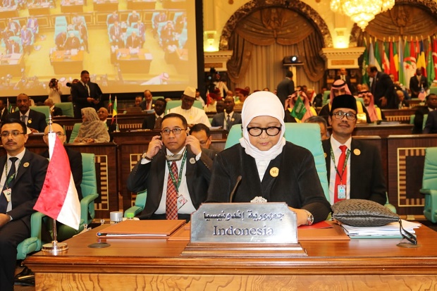 RI Serukan OKI Bersatu...