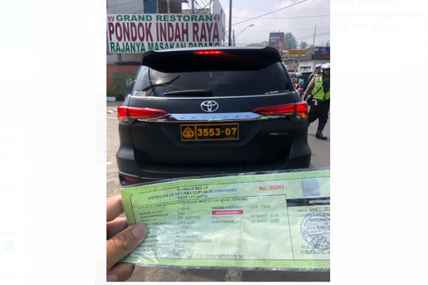 Ditanya Mobil Polisi...