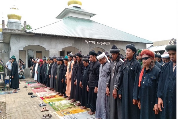 Tetapkan 1 Syawal, Hari...