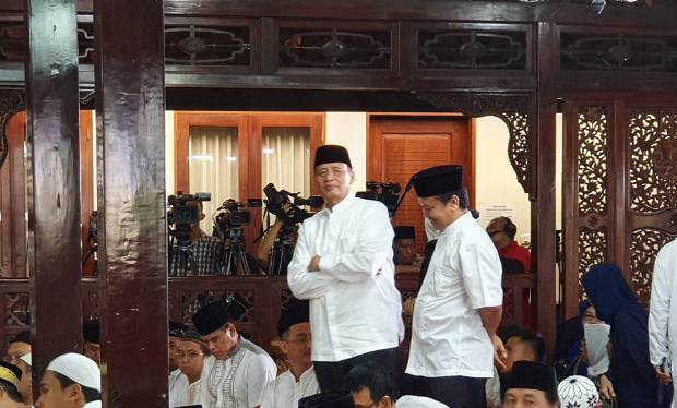 Gubernur Banten Sampaikan...