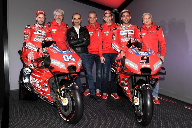Petrucci dan Dovi Punya...