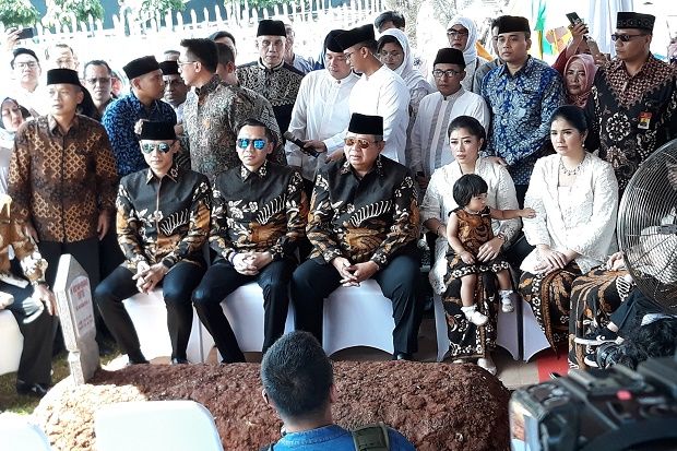 Ziarah, SBY dan Keluarga...
