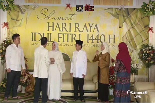 Bupati Kobar Nurhidayah...