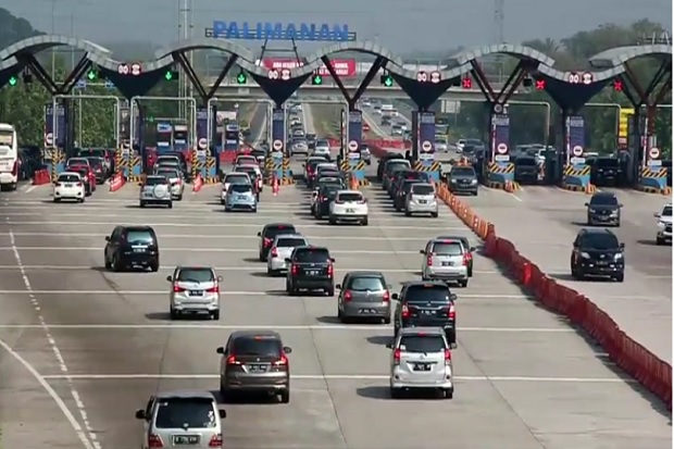 Kendaraan Arus Balik...
