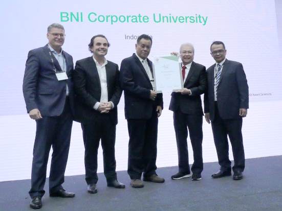 BNI Peroleh Akreditasi...