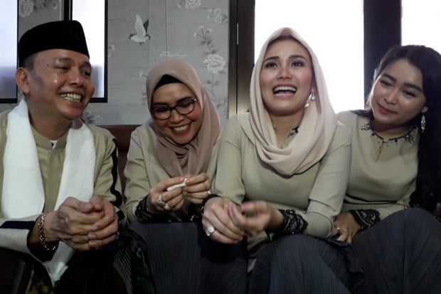 Terkait Rencana Menikah...