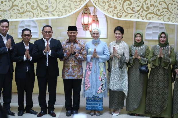 Dodi Reza Alex Bersama...