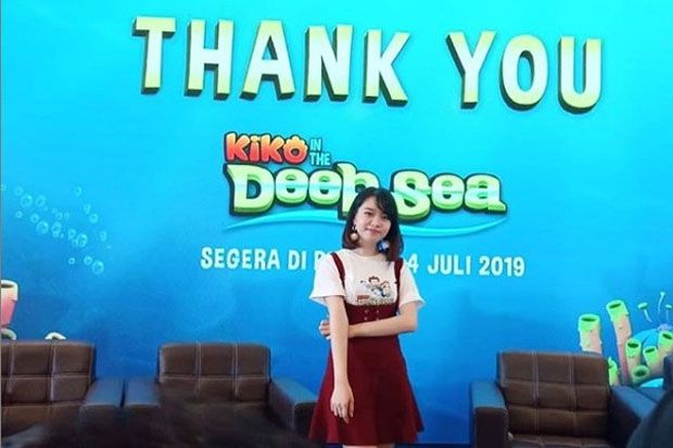 Anastasia Amelia, Gadis...