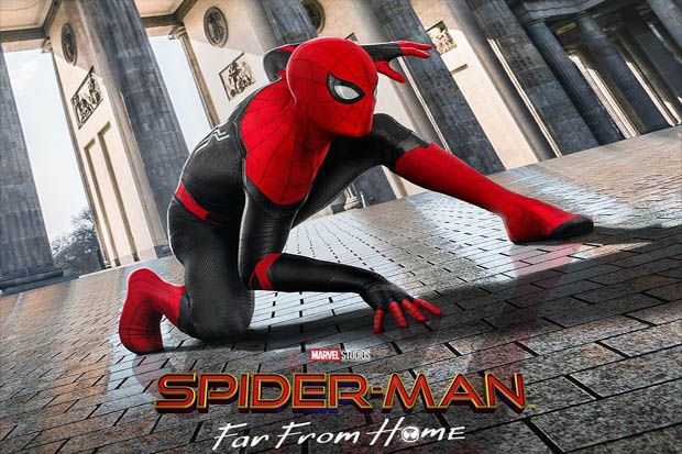Peter Parker Bikin Kostum...