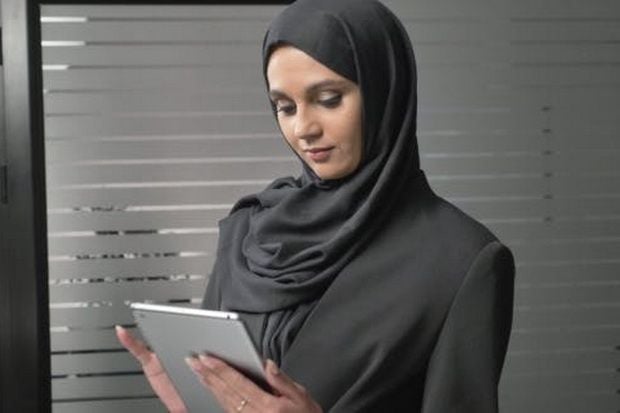 Tips Tampil Cantik Penuh...