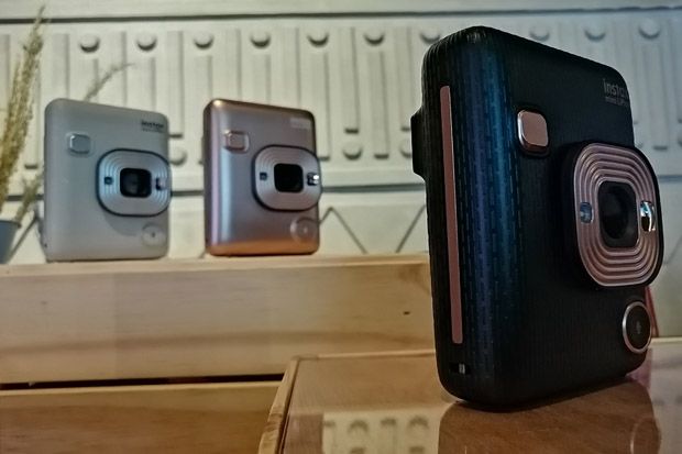 Fujifilm Instax Mini...