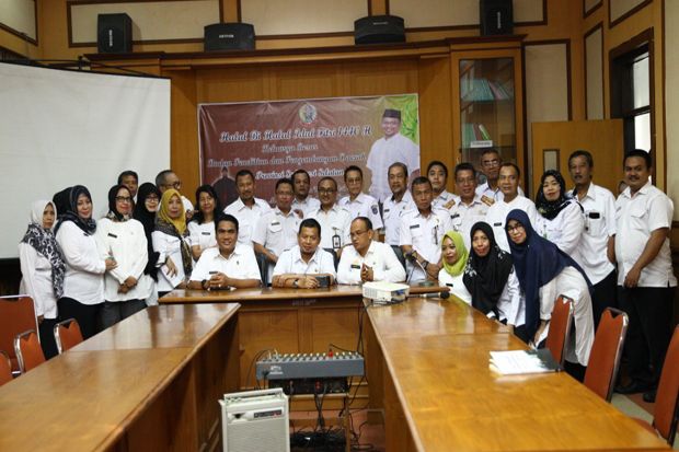 Pj Wali Kota Iqbal Hadiri...