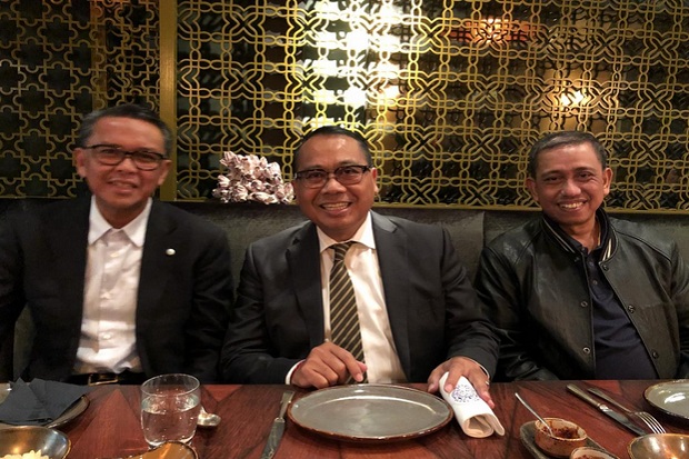 Gubernur Nurdin Abdullah...