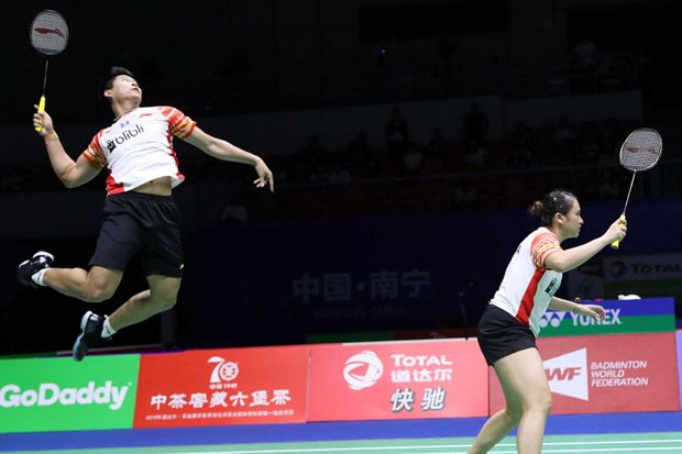 Praveen/Melati Hat-trick...