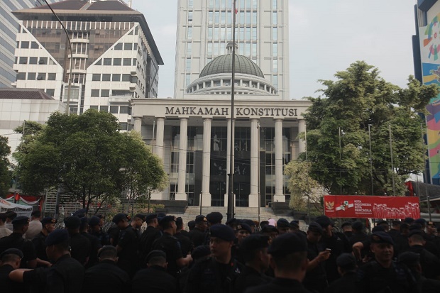 Tim Hukum Jokowi-Maruf...