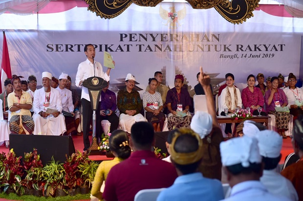 Jokowi: Bali Provinsi...