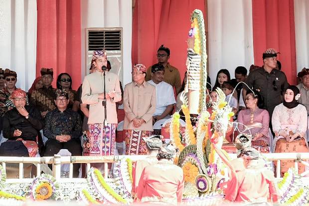 Dihadiri Jokowi, Pawai...