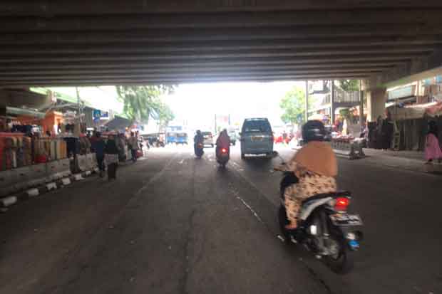 Pasar Tanah Abang Berangsur...