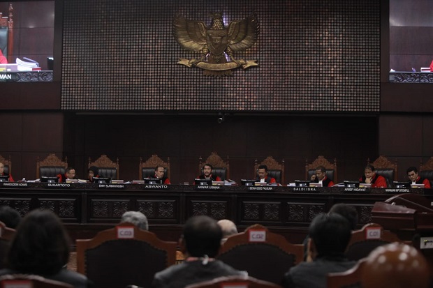 Tim Hukum Jokowi-Maruf...