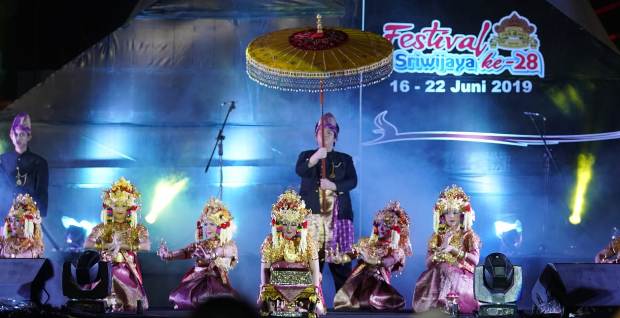 Pementasan Gending Sriwijaya...