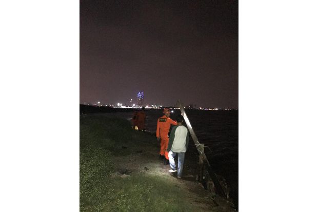 Terseret Ombak Pantai...