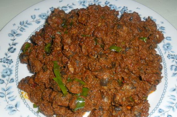 Pecinta Seafood Mesti...