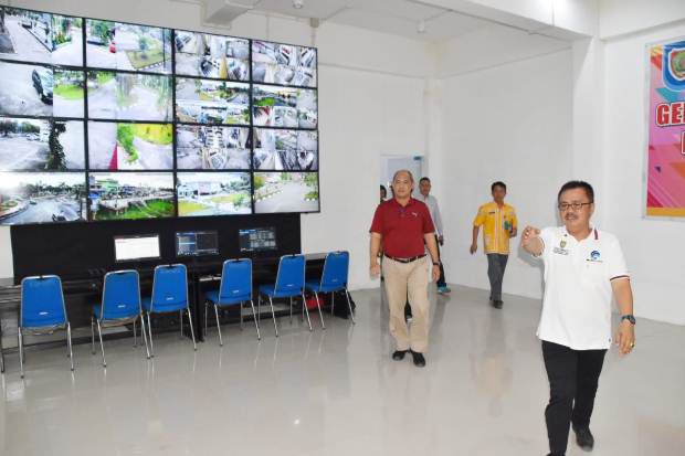 Gedung Smart Province...