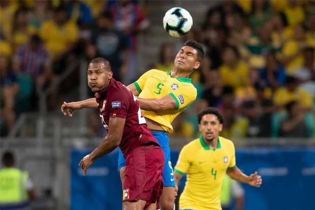 Tiga Gol Dianulir, Brasil...