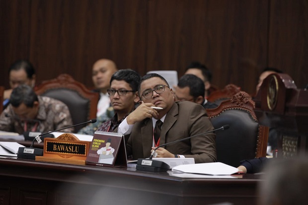 Bawaslu Tidak Menghadirkan...