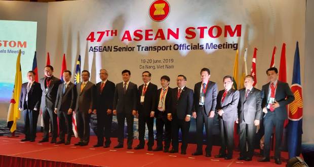Delegasi Indonesia Bahas...