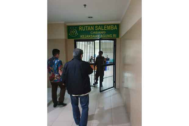 Usai Dirawat di RS Medistra,...