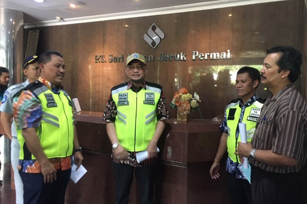 Tunggak Pajak Kendaraan...